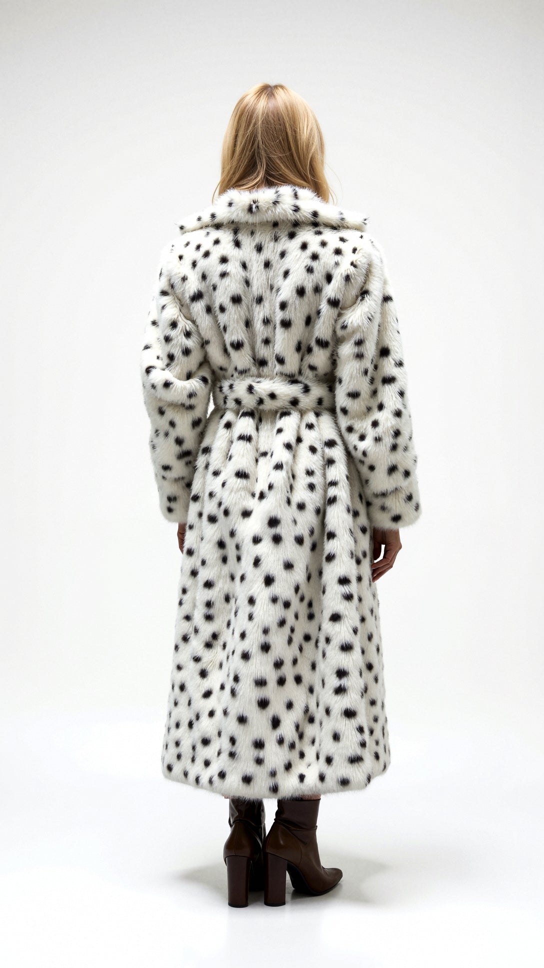 Lucija - Plašč z Vzorcem Snežnega Leoparda