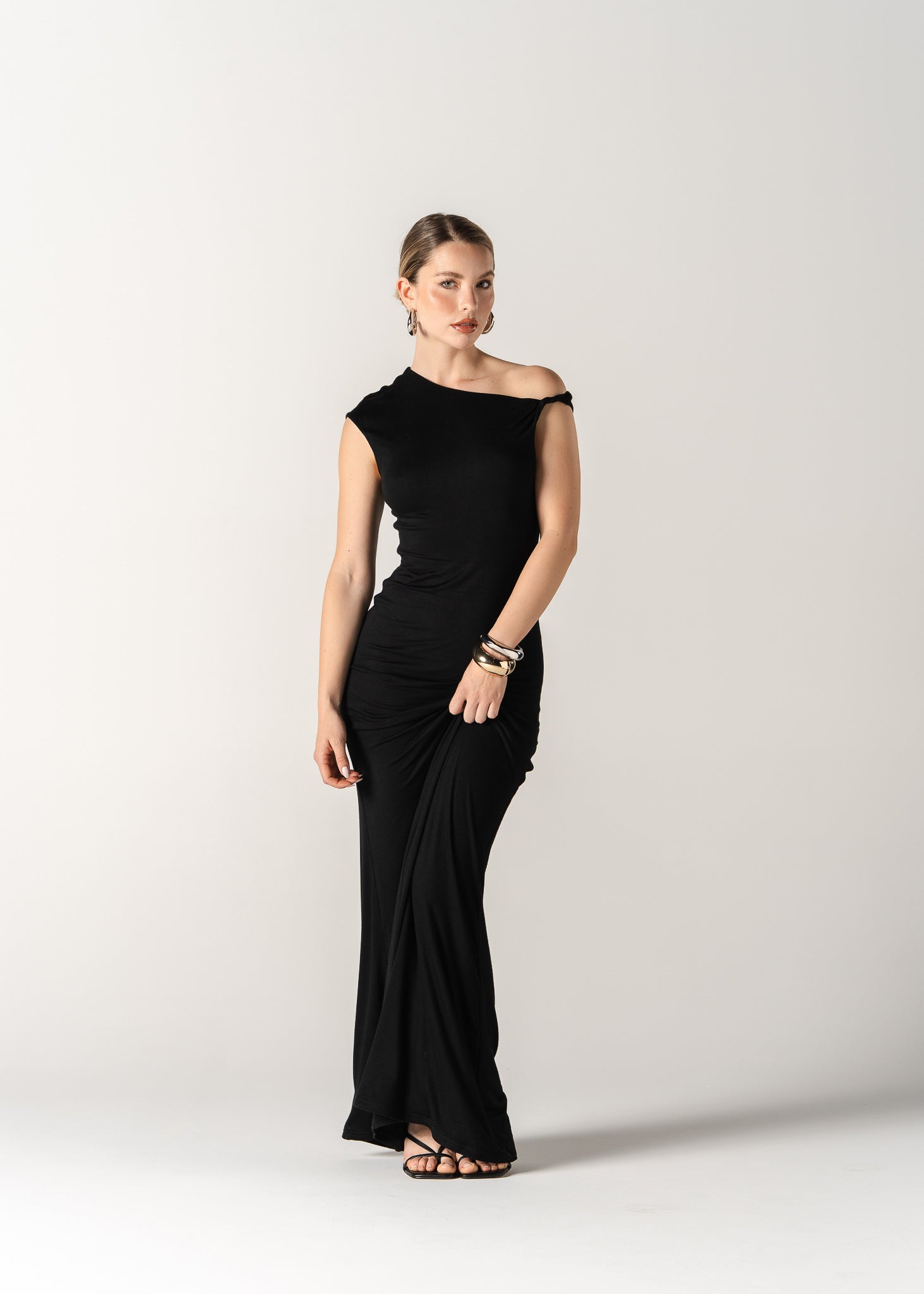 Mojca - Večerna Obleka z Drapiranim Detajlom