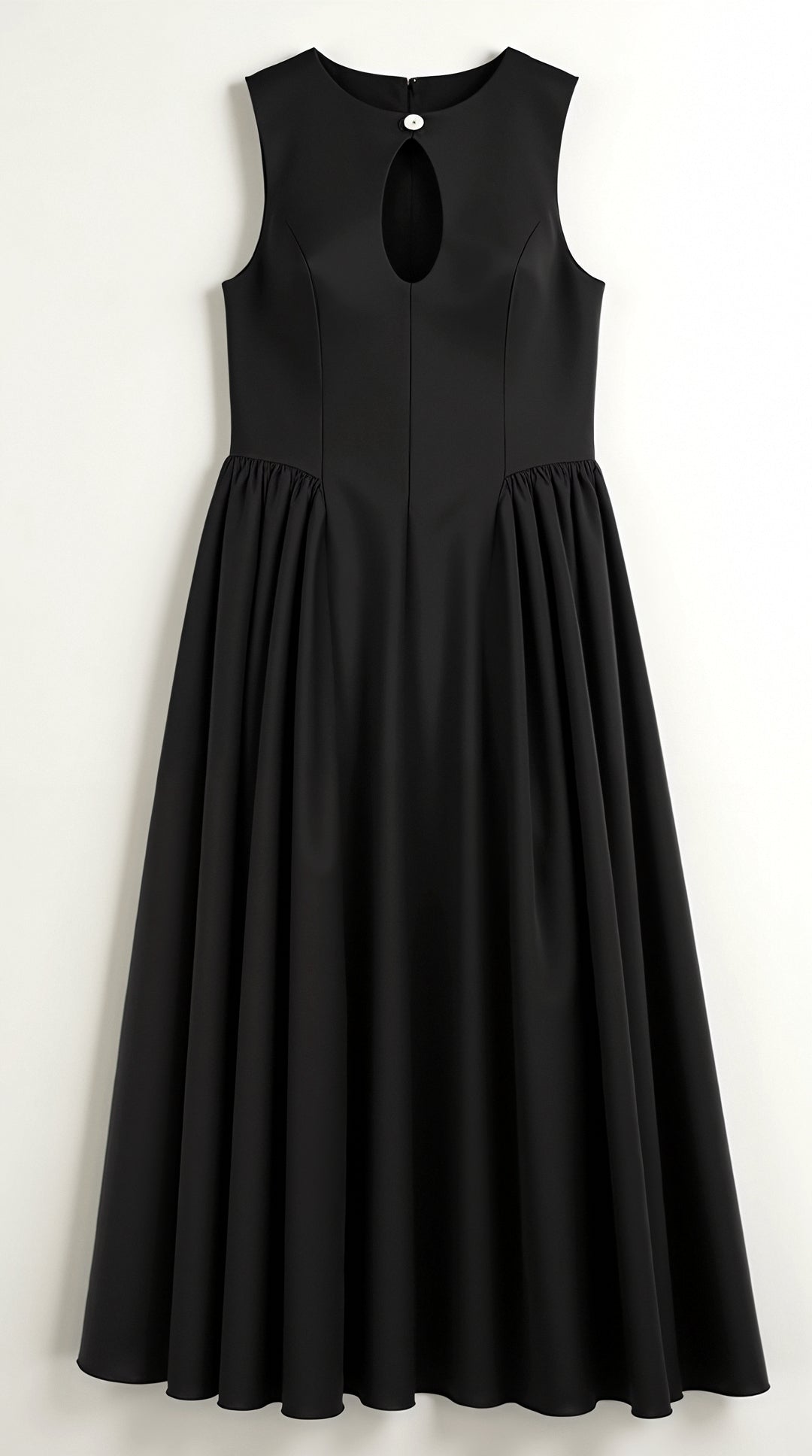 Alexandra Zračni Laneni Oblek z Izrezi" can be rewritten as "Alexandra Zračni Laneni Oblek s Cut-Out Detajli.